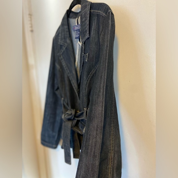 Baccini Dark Denim Jean Jacket Belted Gathered Back Pockets PXL - Picture 5 of 6